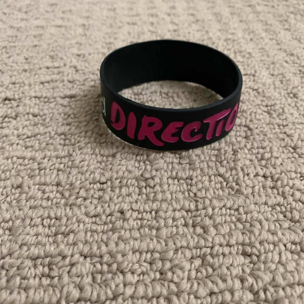 Verified Directioner bracelet